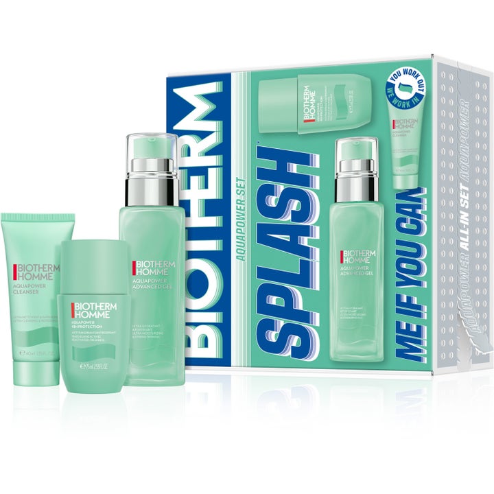 Biotherm Homme Aquapower Set fuktgivende hudpleie for menn med tre mintgrønne produkter foran en hvit og blå eske.