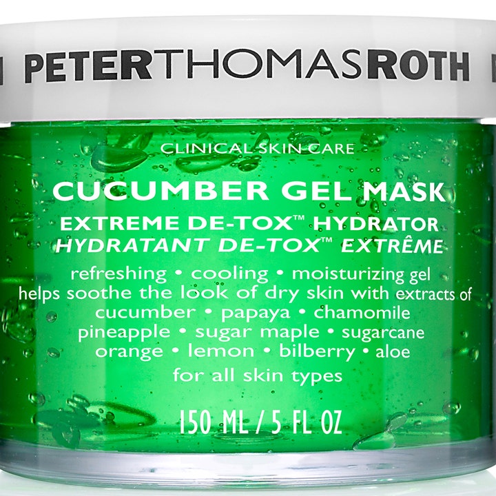 Peter Thomas Roth Cucumber Gel Mask 150 ml beroligende ansiktsmaske i grønn krukke fylt med frisk gelé og luftbobler.