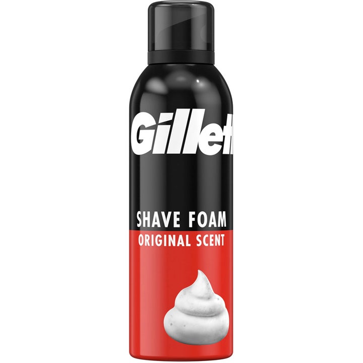 Gillette Shave Foam Original Scent barberskum gir en tett barbering i svart og rød sprayboks med hvit skumillustrasjon