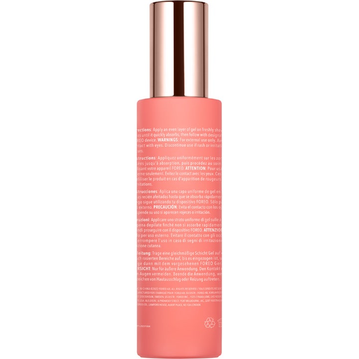 FOREO PEACH Cooling Prep Gel 100 ml kjølende gel i ferskenfarget flaske med rosegullkork og instruksjonstekst bak