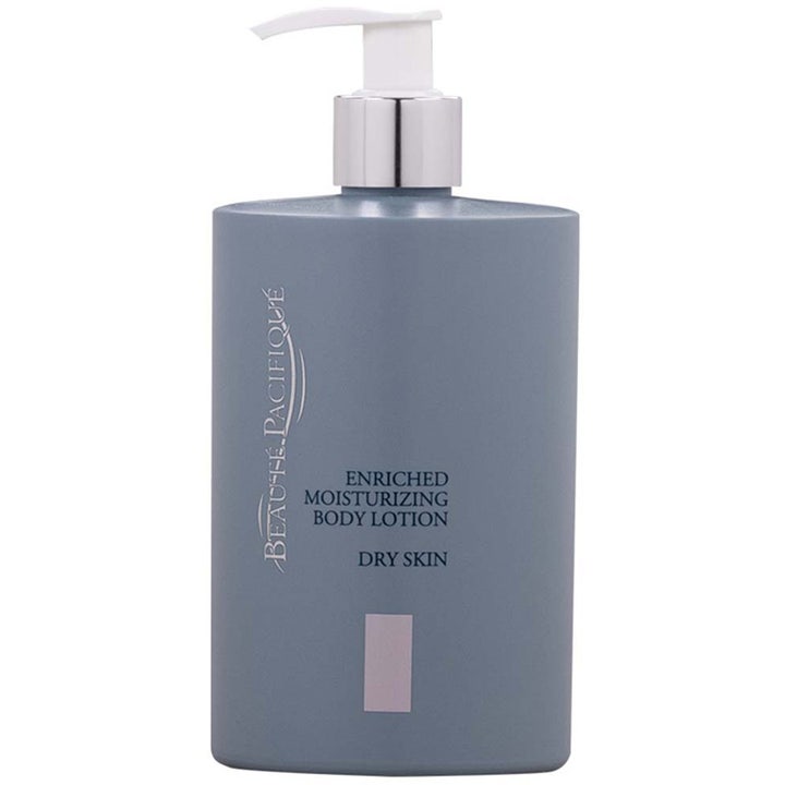 Beauté Pacifique Enriched Moisturizing Body Lotion fuktighetsgivende krem for tørr hud i grå flaske med hvit pumpe