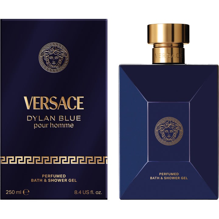 Versace Dylan Blue 250 ml rengjørende dusjgelé i mørkeblå flaske med gullfarget Medusa-logo og eske.