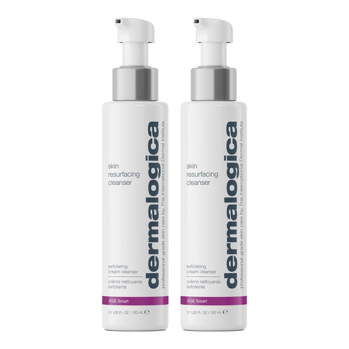 Dermalogica Skin Resurfacing Cleanser 150 ml eksfolierende ansiktsrens i to hvite flasker med praktisk pumpe