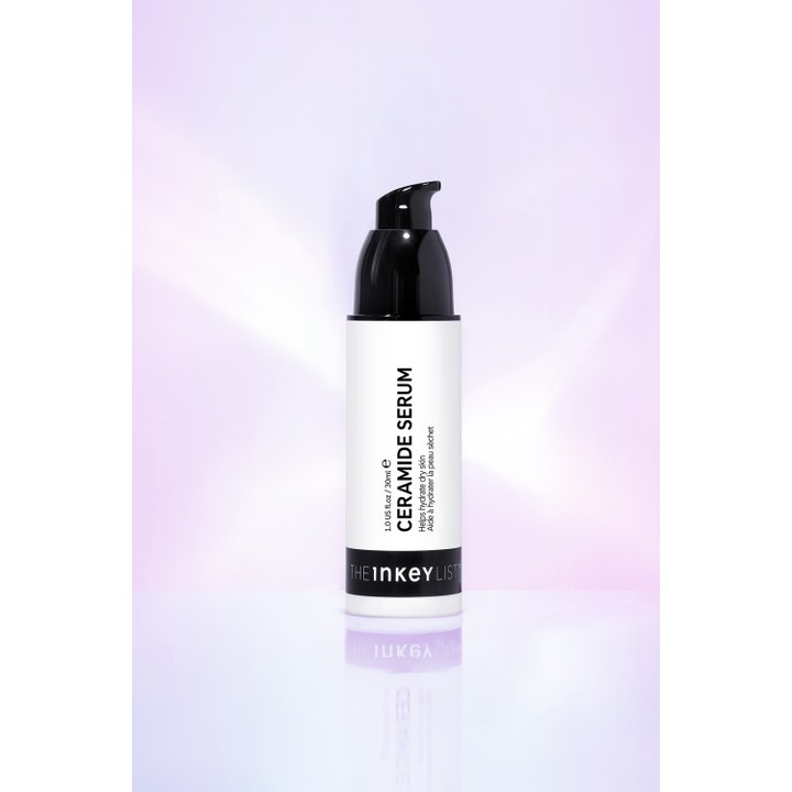 The INKEY List Ceramide Serum 30 ml fuktighetsgivende ansiktsserum i hvit pumpeflaske mot tørr hud