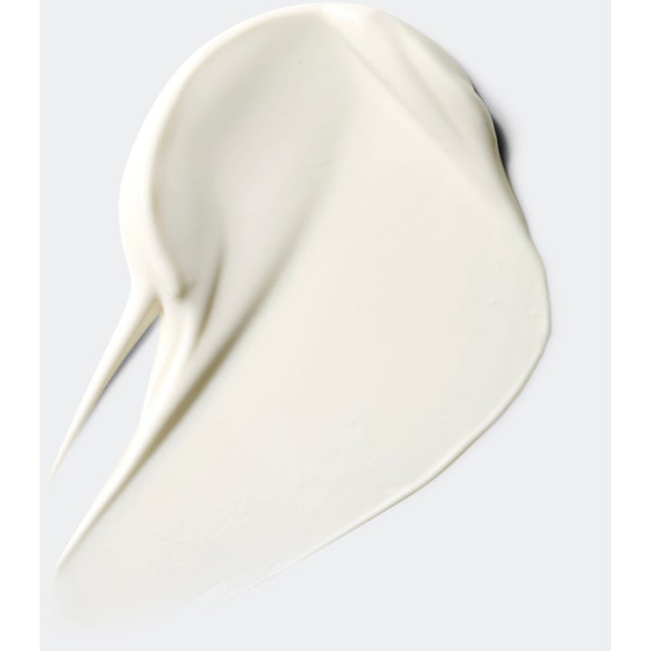 Clinique UV Solutions Mattifying Sunscreen SPF 50 40 ml mattende dagkrem med en hvit og kremet tekstur