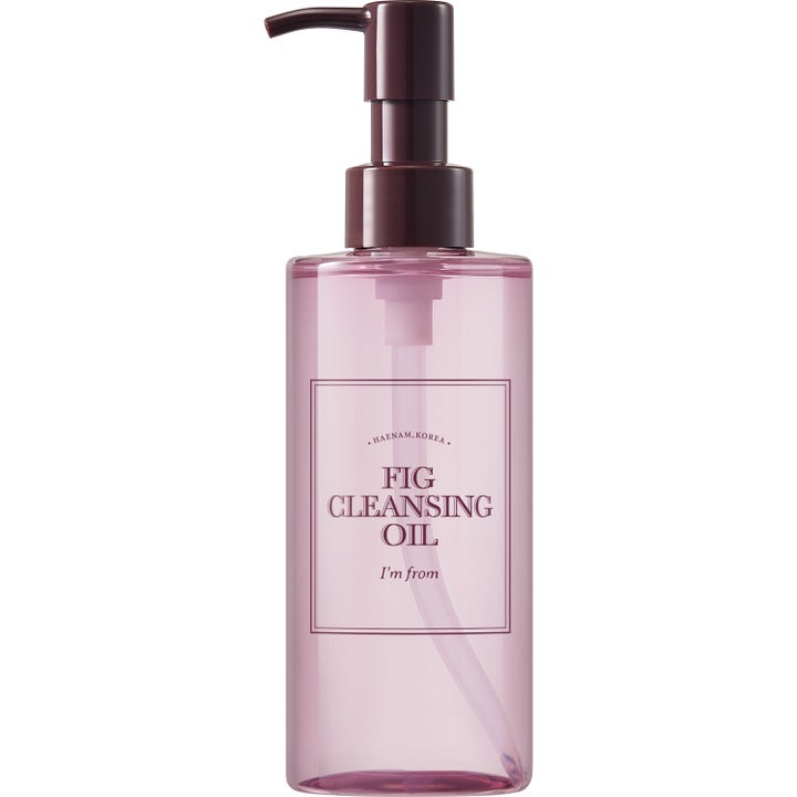 I'm from Fig Cleansing Oil 150 ml dyprensende renseolje i en gjennomsiktig lilla plastflaske med mørkebrun pumpe.