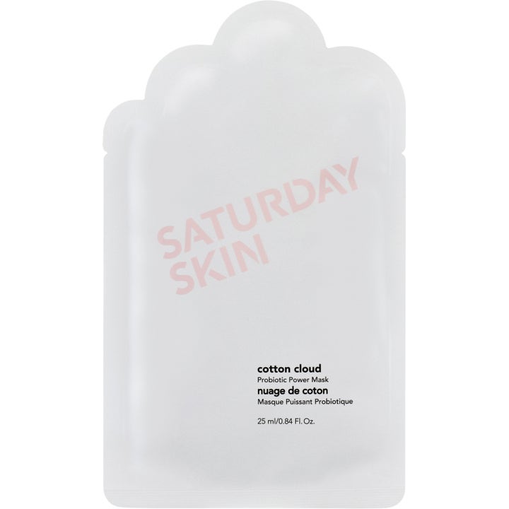 Saturday Skin Cotton Cloud Probiotic Power Mask 25 ml balanserende ansiktsmaske i hvit skyformet sachet med rosa tekst