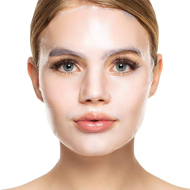 Starskin The Diamond Mask 40 g illuminating ansiktsmask gir glød vist på ansiktet som en tynn gjennomsiktig sheet mask