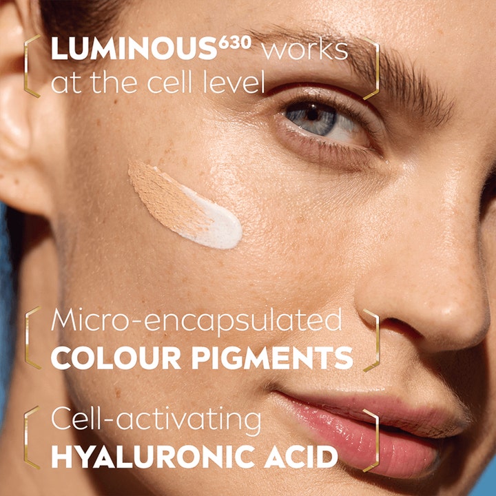NIVEA Luminous 630 CC Fluid 40 ml mot pigmentflekker viser fargepigmenter og hyaluronsyre påført på hud.
