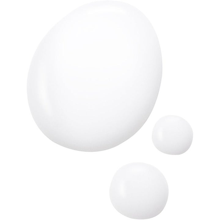 Sensai Moisture & Soap Cleanse hudpleie med niacinamid som viser en hvit og kremet flytende tekstur.