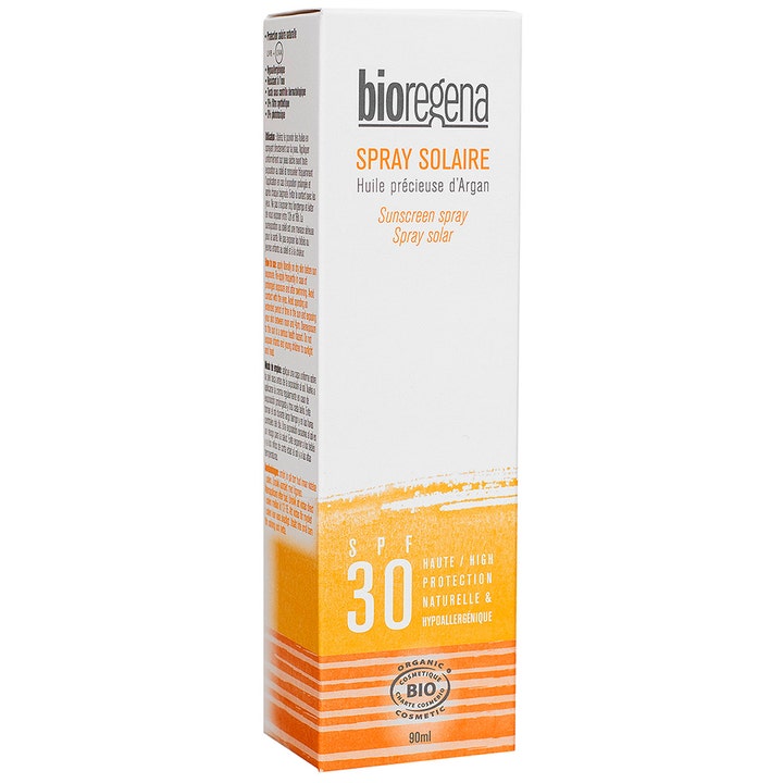 Bioregena Sunscreen Lotion Face & body 90 ml solkrem gir naturlig beskyttelse i hvit eske med oransje detaljer.