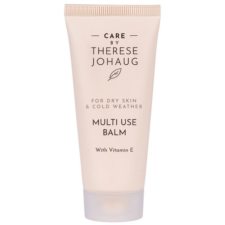Care by Therese Johaug Multi Use Balm pleiende krem i beige tube med vitamin E som beskytter tørr hud i kulden.