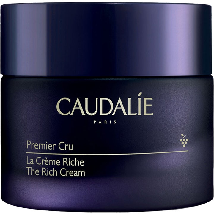 Caudalie Premier Cru The Rich Cream anti-age ansiktskrem i en mørk lilla krukke med elegant gullskrift
