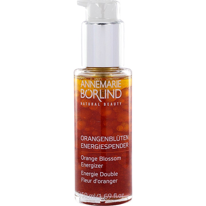 Annemarie Börlind Orange Blossom Energizer 50 ml ansiktsserum gir huden glød i glassflaske med hvit pumpe.