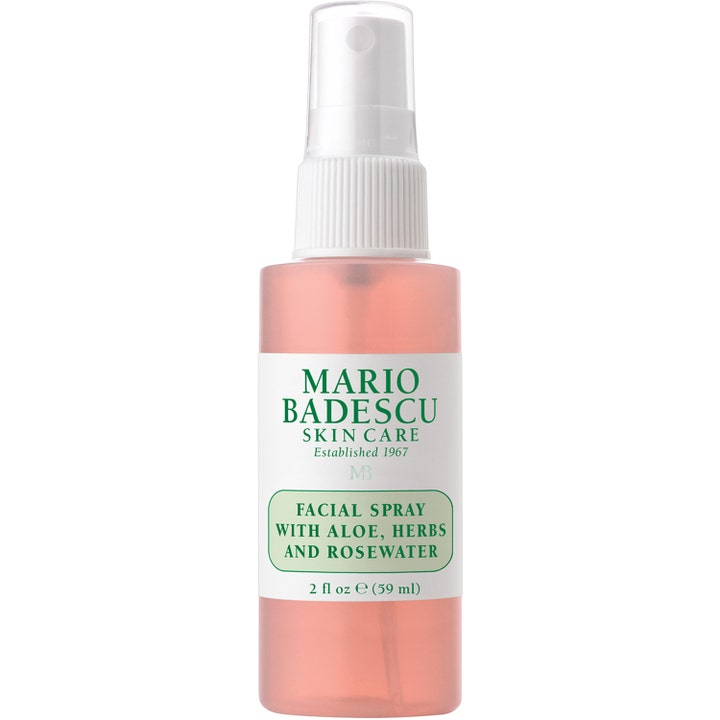 Mario Badescu Facial Spray with Aloe, Herbs and Rosewater 59 ml fuktighetsgivende ansiktsspray med rosa væske og hvit kork