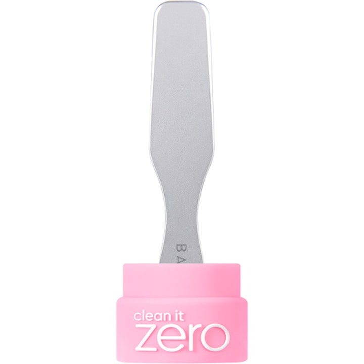 Banila Co Clean it Zero Spatula hudpleieverktøy i rustfritt stål med rosa base for hygienisk påføring av rensebalm