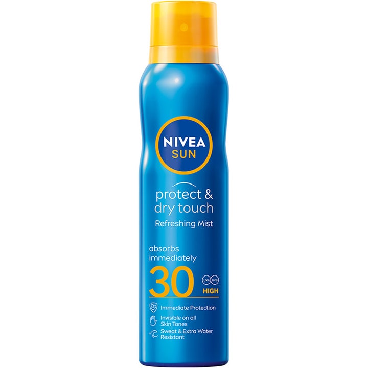 Nivea Sun Protect & Dry Touch Refreshing Mist SPF 30 solkrem på blå sprayflaske med gul kork som absorberes umiddelbart