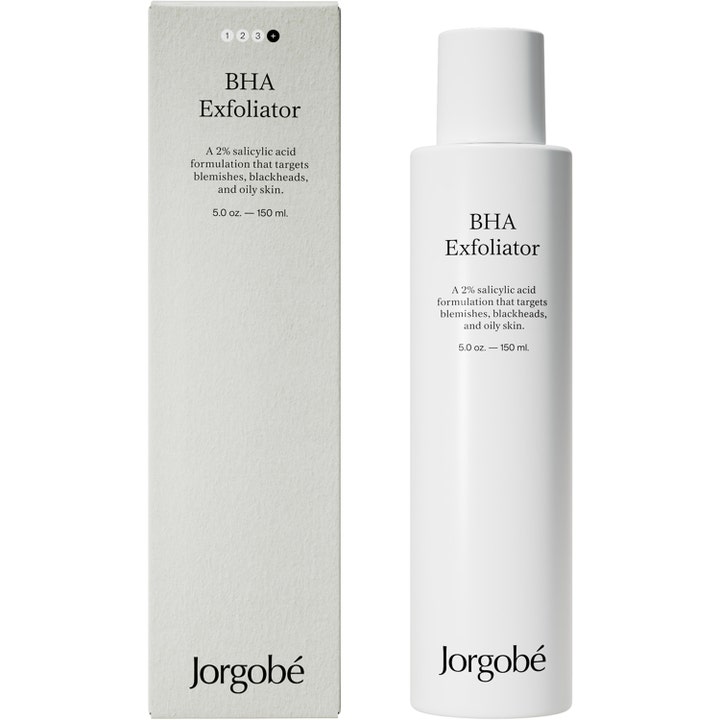 Jorgobé BHA Exfoliator 150 ml serum med salisylsyre mot urenheter og fet hud i hvit flaske og eske.