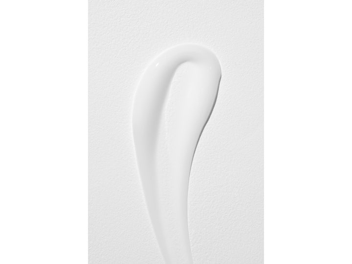 COSRX Advanced Snail Set 200 ml reparerende hudpleie med hvit glatt kremtekstur av snigelslim på hvit bakgrunn