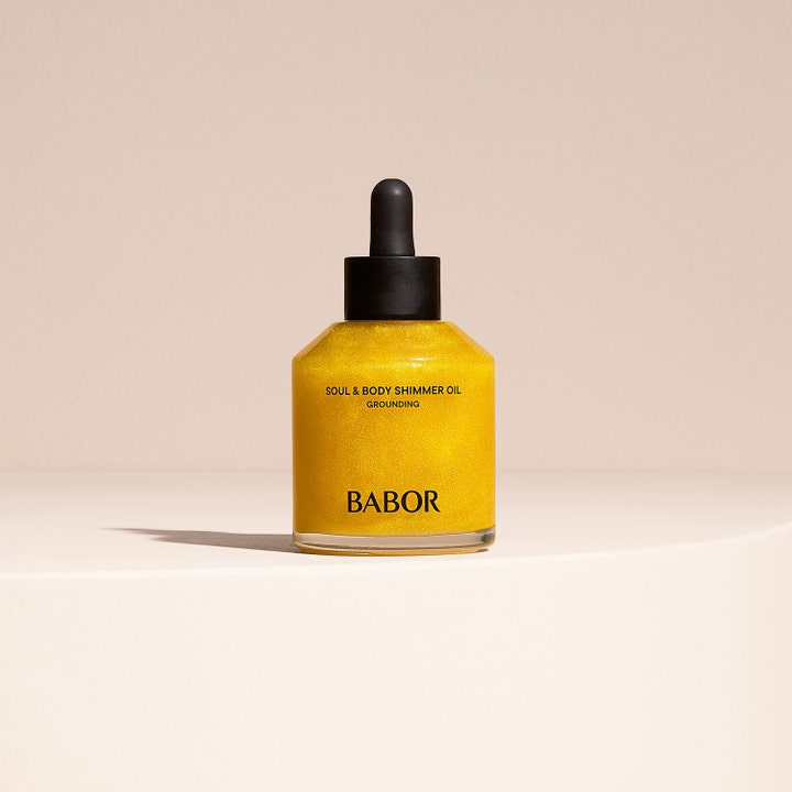 Babor Soul & Body Shimmer Oil 100 ml glitrende kroppsolje i glassflaske med pipette som gir huden glød