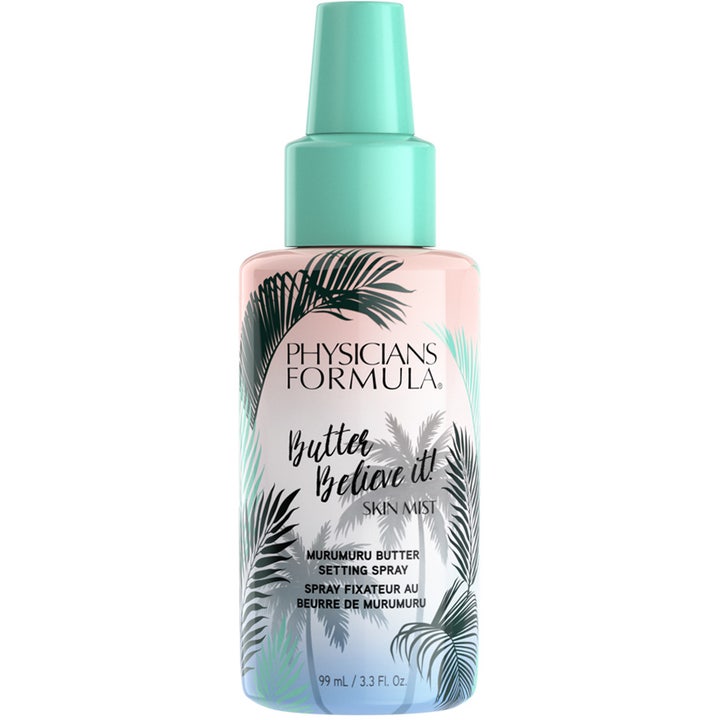Physicians Formula Butter Believe It Skin Mist 99 ml setting spray med murumuru-smør i flaske med mintgrønn kork og palmer
