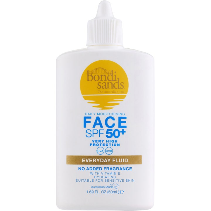Bondi Sands Daily Moisturising Face SPF 50+ 50 ml solkrem i hvit plastflaske med gul logo.