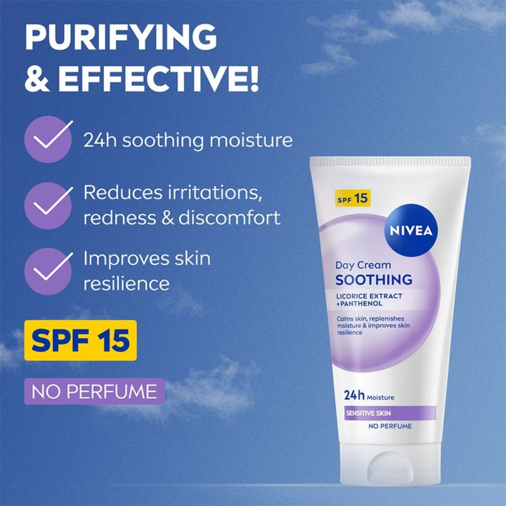 NIVEA Soothing Day Cream 50 ml beroligende dagkrem med SPF 15 i hvit tube som reduserer irritasjon og rødhet.