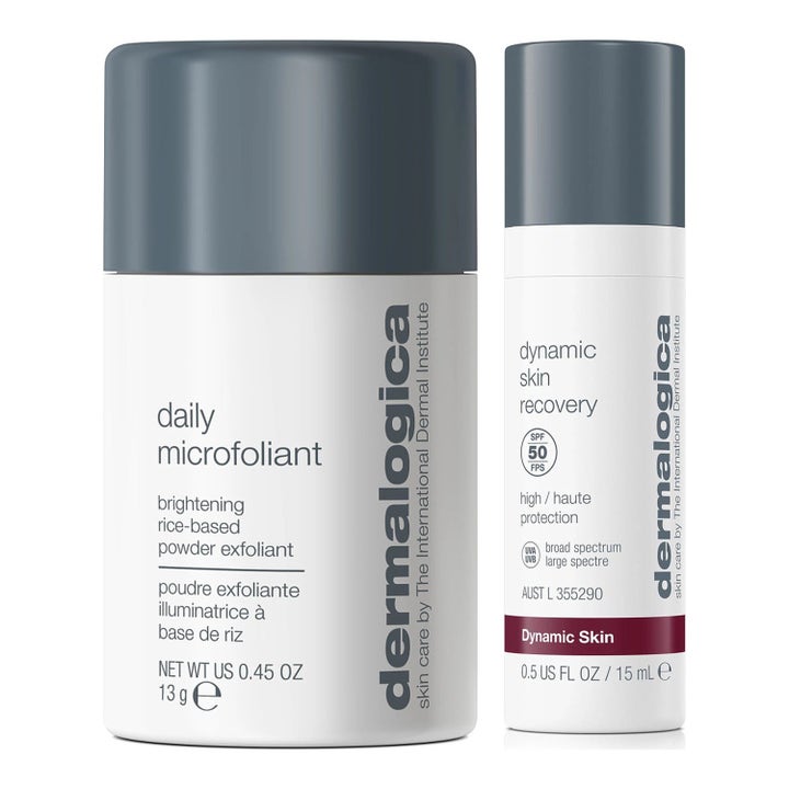 Dermalogica Daily Microfoliant 13g og Dynamic Skin Recovery 15ml gir glød og beskyttelse i hvite flasker med grå korker.