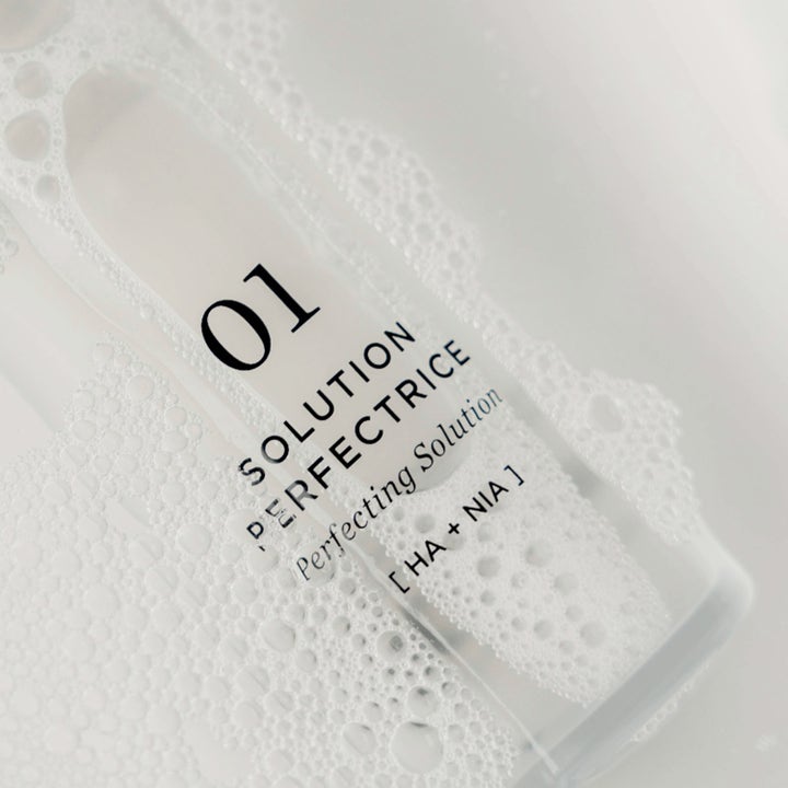 Codage Paris The Perfecting Solution N°01 150 ml ansiktsvann med HA og NIA i skummende hvit tekstur