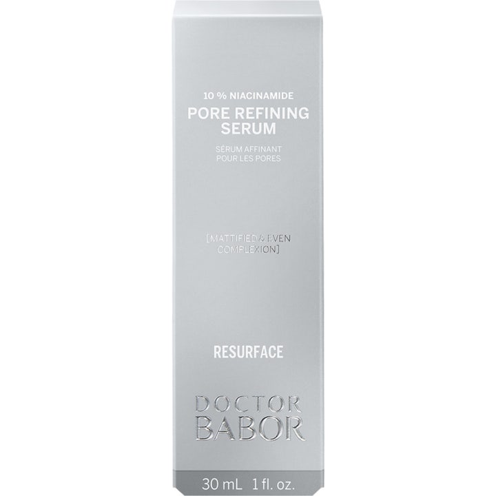 Babor Doctor Babor Pore Refining Serum 30 ml ansiktsserum med 10 % niacinamide gir matt hud i sølvfarget eske