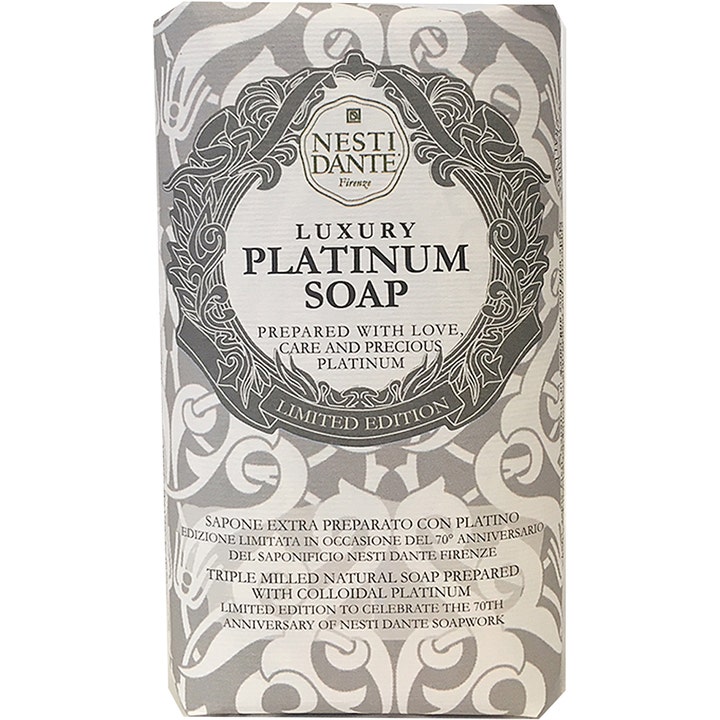 Nesti Dante Luxury Platinum Soap 250g velduftende såpestykke i papiremballasje med grått og hvitt mønster