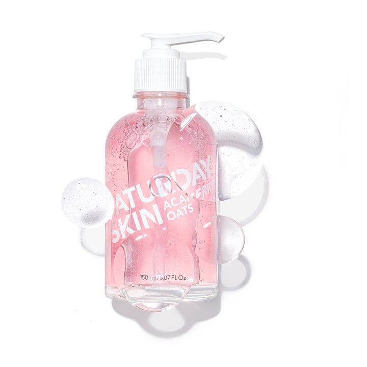Saturday Skin Acai Berry + Oats Antioxidant Gel Cleanser 150 ml rosa ansiktsrens i pumpeflaske med klare gelbobler