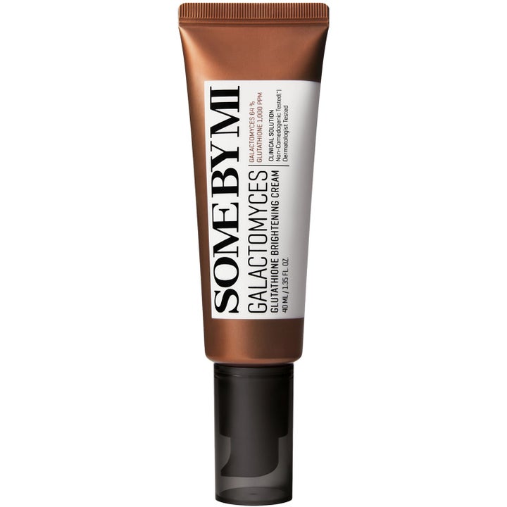 Some By Mi Galactomyces Glutathione Brightening Cream 40 ml opplysende ansiktskrem i brun tube med hvit etikett.