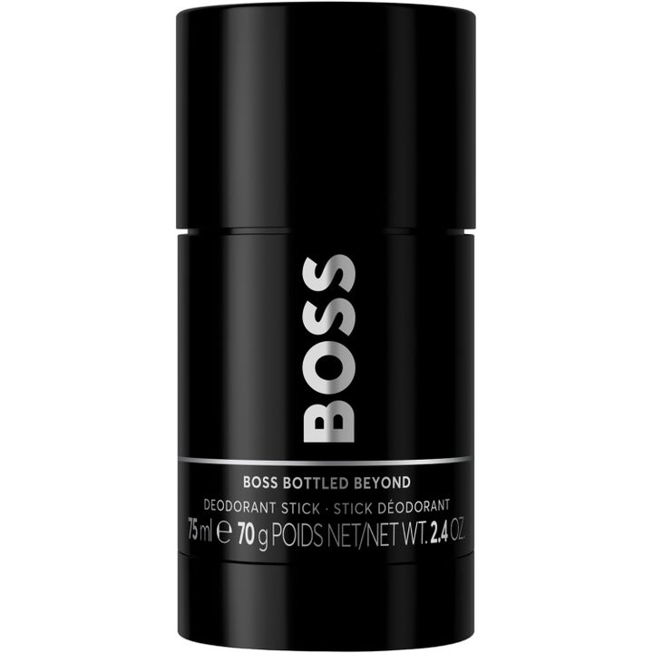 Boss Bottled Beyond 75 ml deodorant stick gir friskhet i en stilren sort sylinder med vertikal hvit logo.