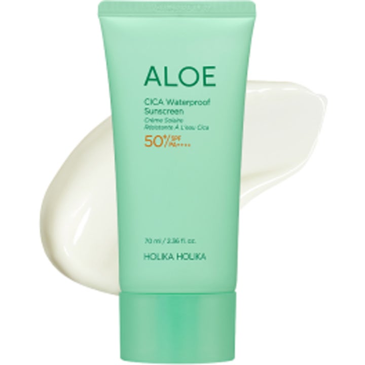 Holika Holika Aloe Cica Waterproof Sunscreen 70 ml beroligende solkrem i mintgrønn tube med hvit kremtekstur