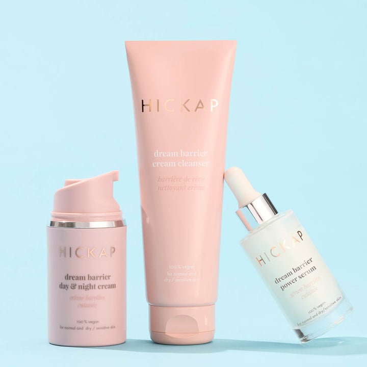 Hickap Dream Barrier Cream Cleanser 125 ml ansiktsrens og hudpleiesett i lyserosa emballasje