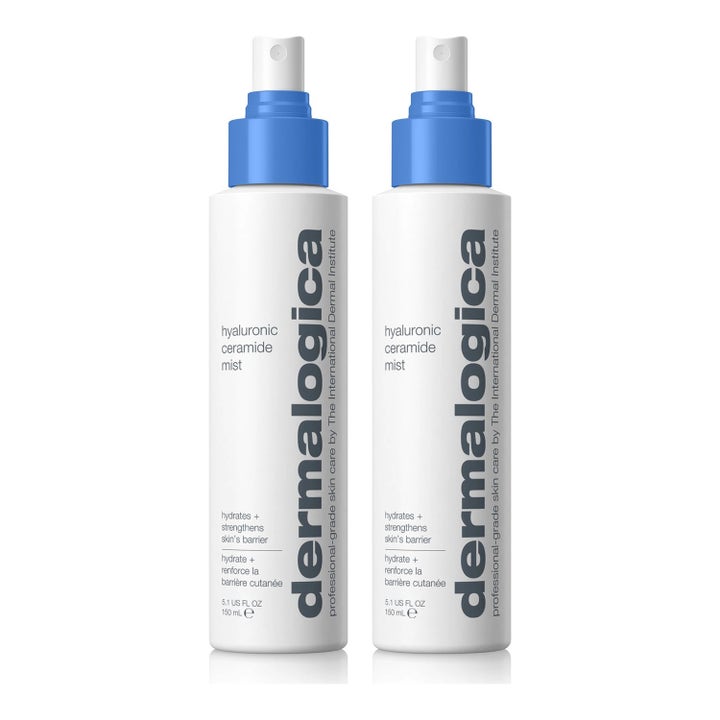 Dermalogica Hyaluronic Ceramide Mist 150 ml fuktighetsgivende ansiktsspray i to hvite flasker med blå spraytopper.