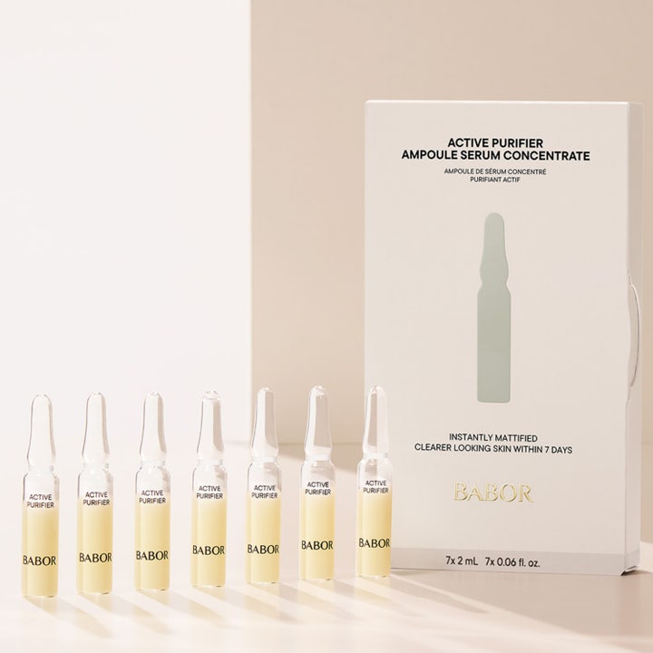 Babor Ampoule Active Purifier 14 ml rensende serum gir matt hud med syv glassampuller ved hvit eske