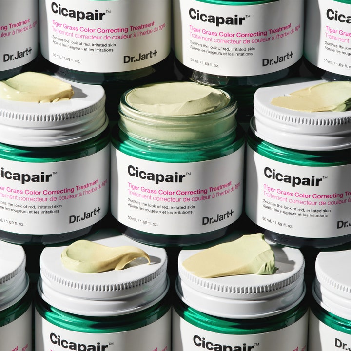 Dr.Jart+ Cicapair Tiger Grass Color Correcting Treatment 50 ml ansiktskrem i krukke med lysegrønn tekstur