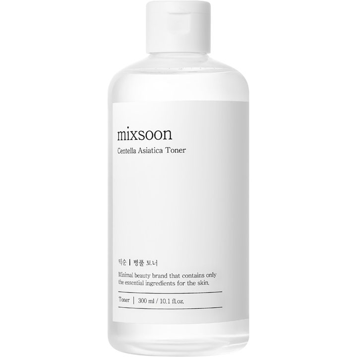 Mixsoon Centella Asiatica Toner 300 ml beroligende ansiktsvann i klar plastflaske med hvit etikett og hvit kork