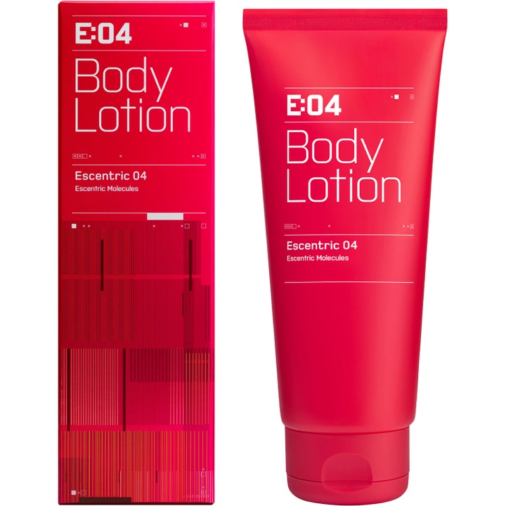 Escentric Molecules Escentric 04 Body Lotion 200 ml fuktighetsgivende kroppspleie i rødrosa tube og eske