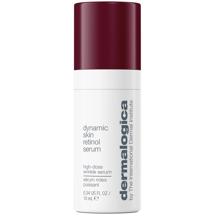 Dermalogica Dynamic Skin Retinol Serum 10 ml rynkeserum som glatter ut huden i hvit beholder med burgunderrødt lokk