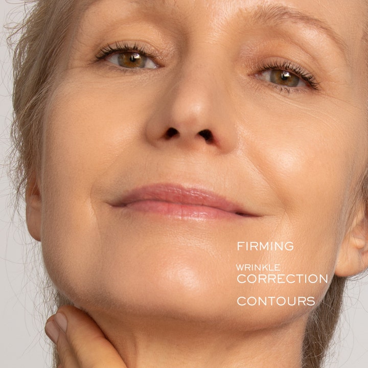 Lancôme Rénergie Multi-Lift Crème 50 ml dagkrem gir fasthet og rynkekorreksjon vist på et nærbilde av et ansikt.