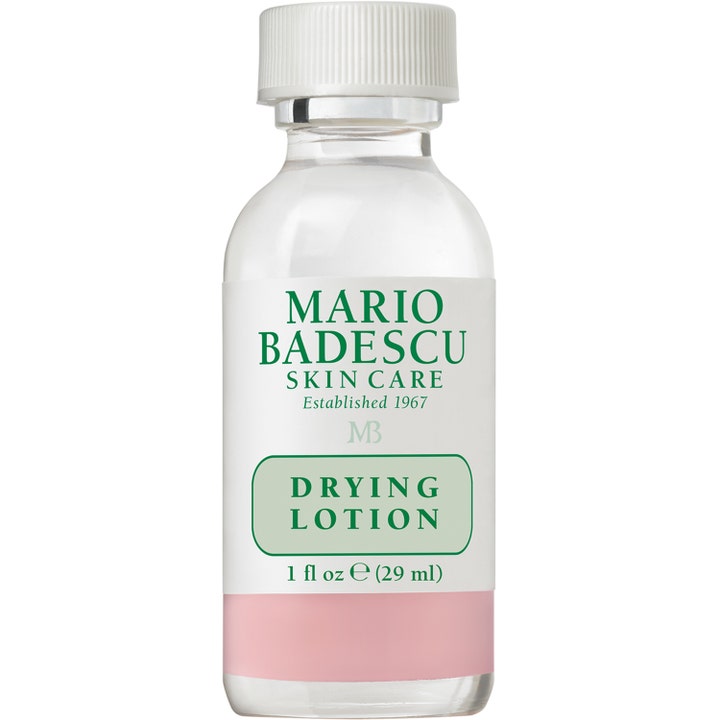 Mario Badescu Drying Lotion 29 ml punktbehandling mot urenheter i glassflaske med rosa sediment og hvitt lokk