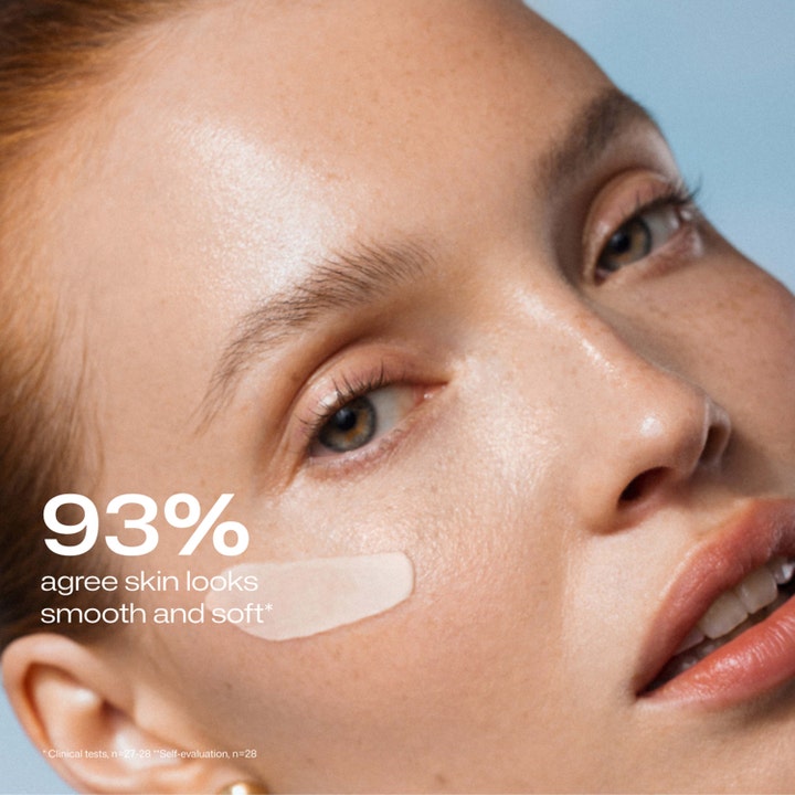 Lumene Nordic-C Glow Moisturizer 50 ml dagkrem som gir glød på hud med tekst 93% agree skin looks smooth and soft