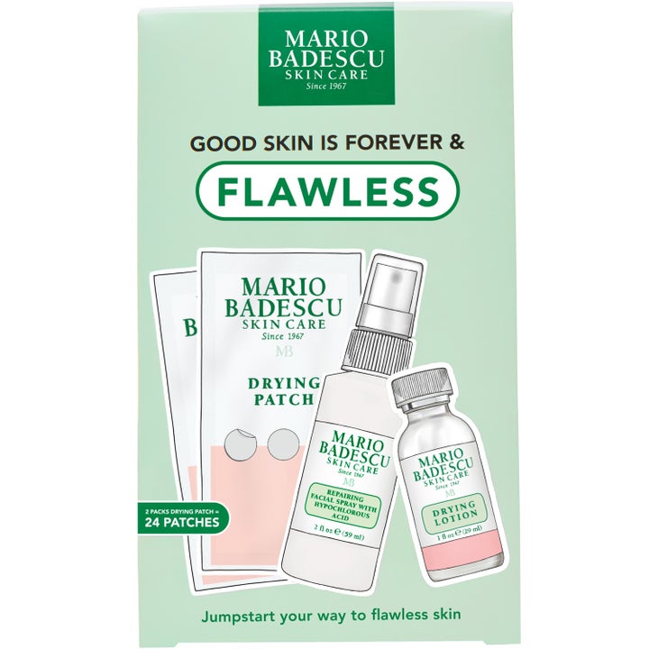 Mario Badescu Good Skin Is Forever & Flawless Kit 1 stk hudpleiesett mot urenheter i lysegrønn eske med ansiktsspray.