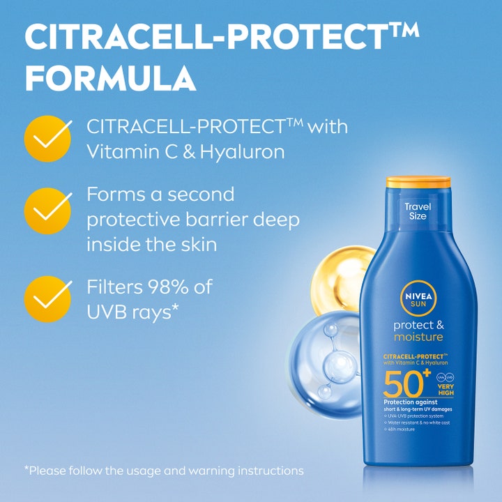 NIVEA Sun Protect & Moisture 100 ml solkrem SPF 50 med Vitamin C og Hyaluron i blå reiseflaske med fargerike kuler