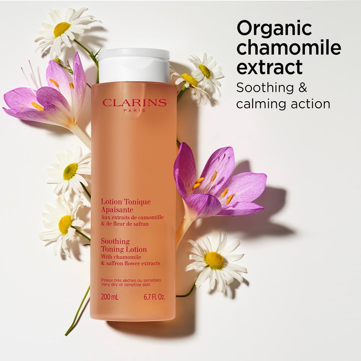 Clarins Soothing Toning Lotion 200 ml beroligende toner med kamilleekstrakt og lilla blomster
