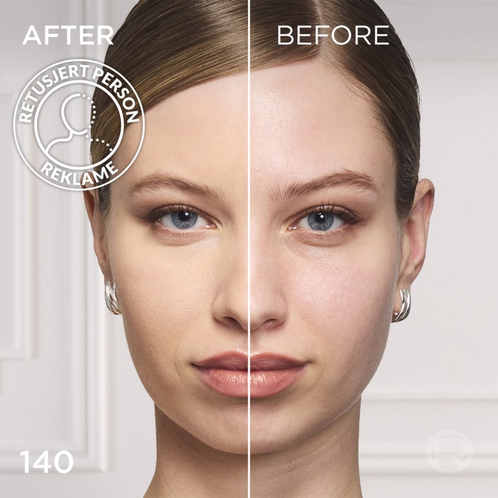 Infaillible 24H Fresh Wear Foundation in a Powder