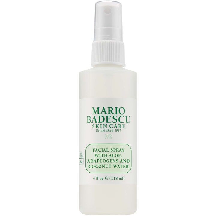 Mario Badescu Facial Spray 118 ml fuktighetsgivende ansiktsspray med aloe og kokosvann i hvit sprayflaske.